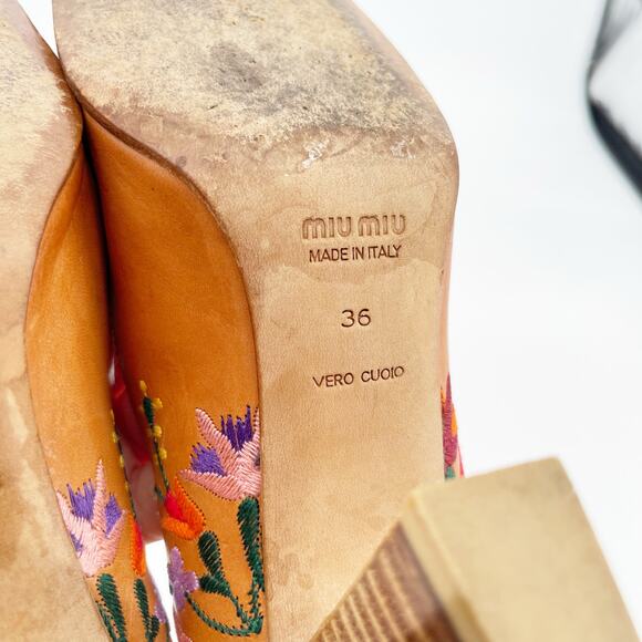 Miu Miu Vintage Tan Leather Floral Embroidered Square Toe Block Heel Pump IT 36 - Picture 10 of 10